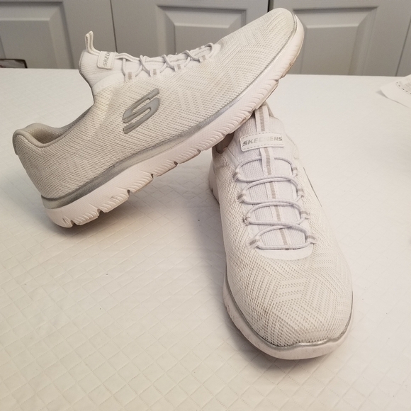 Skechers Womens Summits White Running Shoes Athletic Sneakers Size 8.5 - Picture 7 of 7